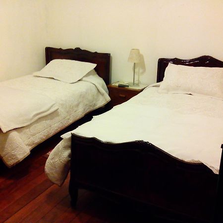 Alojamiento Alberto Magno Bed and Breakfast Santiago de Chile Exterior foto