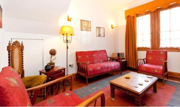 Alojamiento Alberto Magno Bed and Breakfast Santiago de Chile Exterior foto